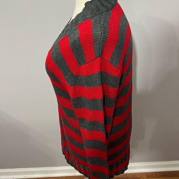 NWT Derek Heart‎ Freddy Krueger V-Neck Sweater with scarf -- 2X - Picture 8 of 10